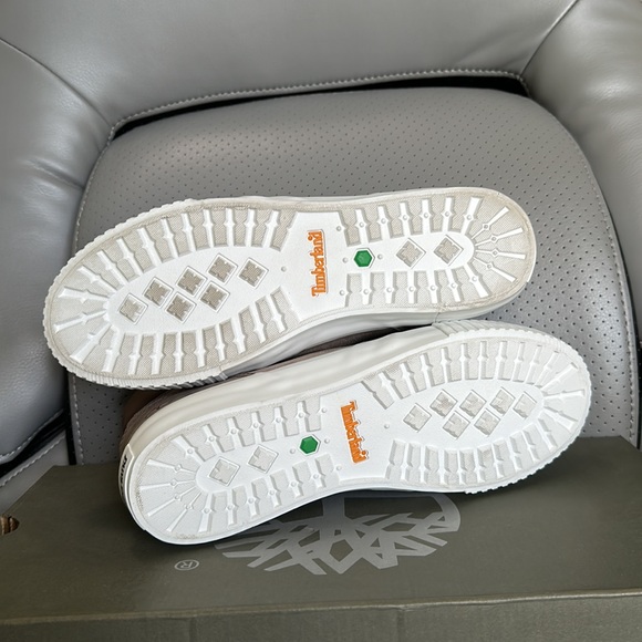 Timberland Skyla Bay Chukka Taupe Nubuck - Picture 10 of 10